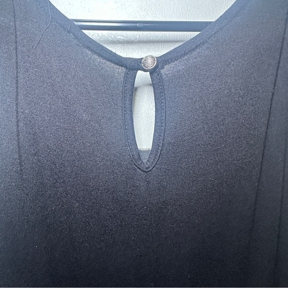 Black Sleeveless Lace Tank Top with Bead Accents at Neck Size Large Whimsigoth - Picture 5 of 7